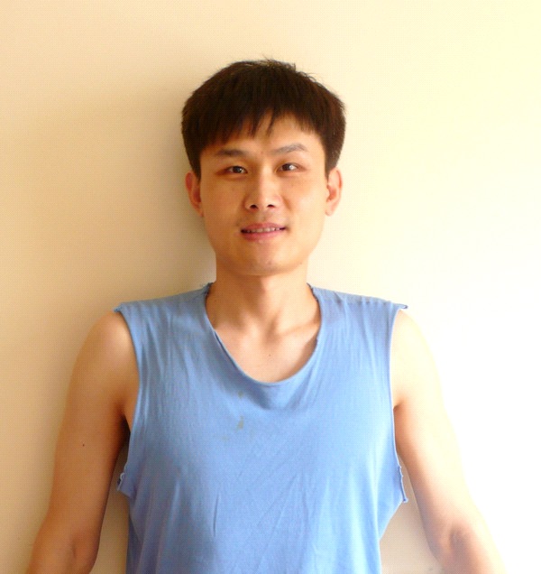 Mr. Feng Qingdong, 31-year-old Reuters employee, abducted from his Beijing home for practicing Falun Gong