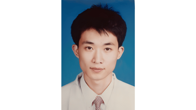 Mr. Li Lizhuang, a 49-year-old former orthopedic surgeon from Harbin City, Heilongjiang Province, China. 